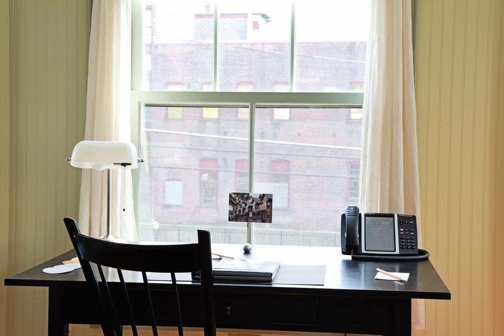 The Porches Inn At Mass Moca North Adams Bagian luar foto