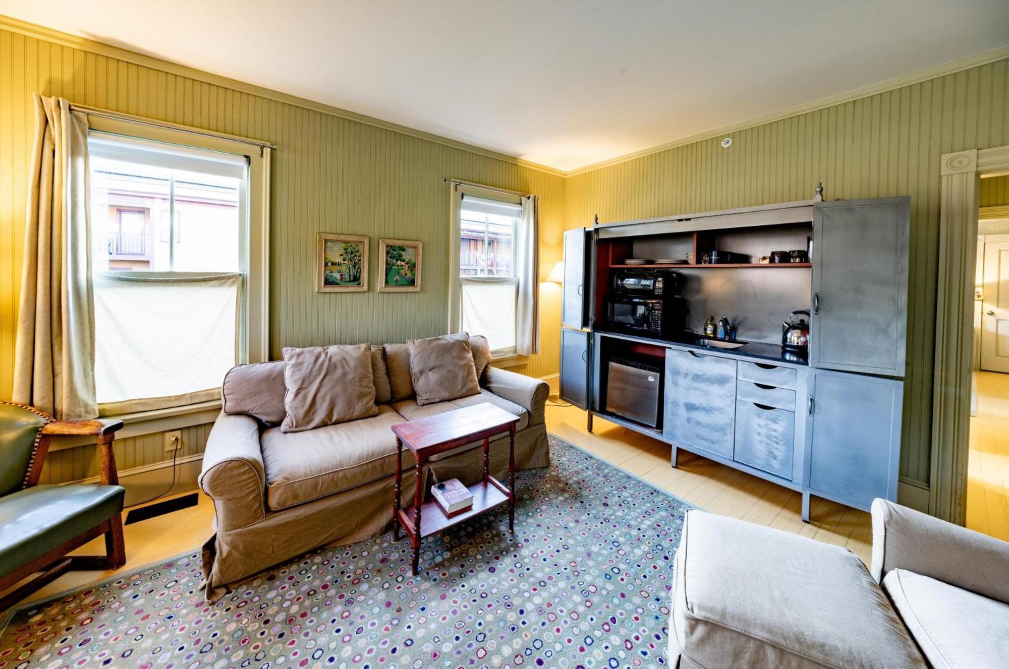 The Porches Inn At Mass Moca North Adams Bagian luar foto