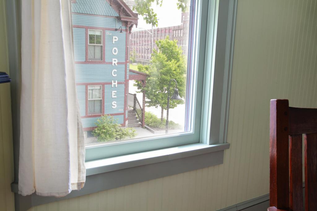 The Porches Inn At Mass Moca North Adams Bagian luar foto